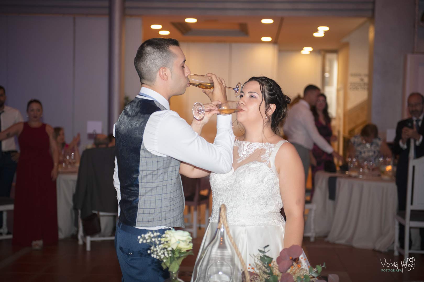 Cristina y Mario Boda victoria melgar reportajes de boda en Valladolid