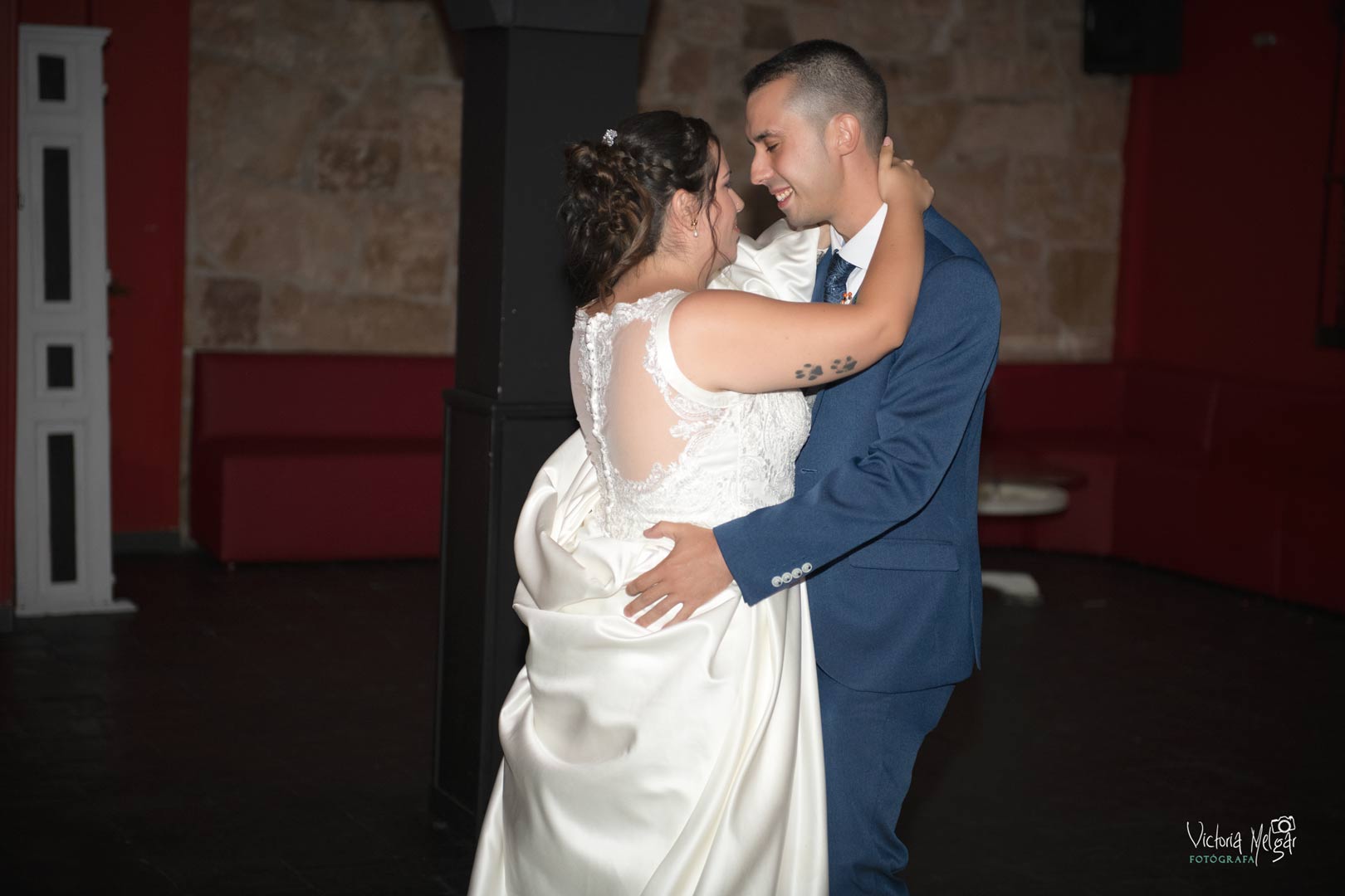 Cristina y Mario Boda victoria melgar reportajes de boda en Valladolid