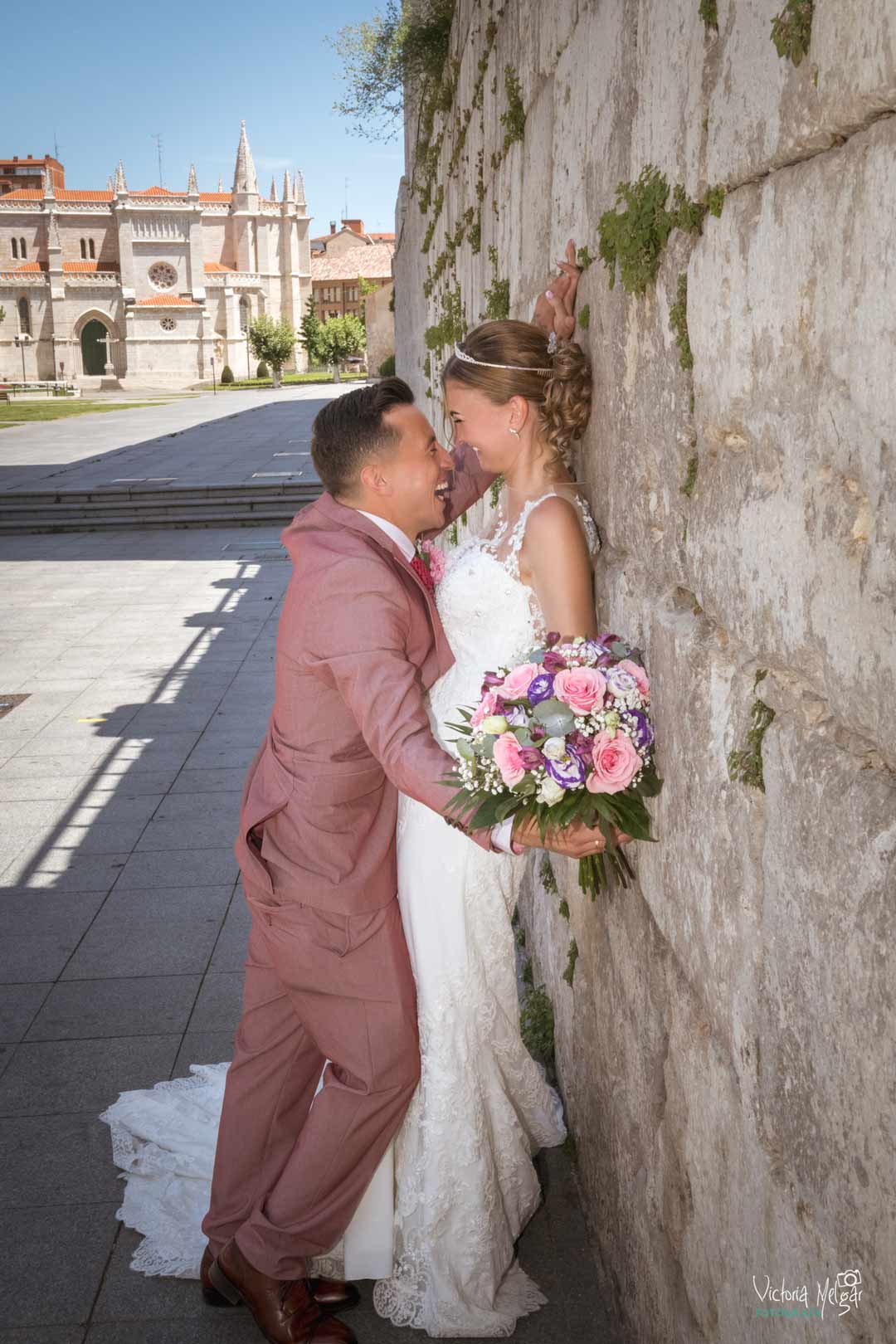 Layla y Lorenzo Boda victoria melgar reportajes de boda en Valladolid