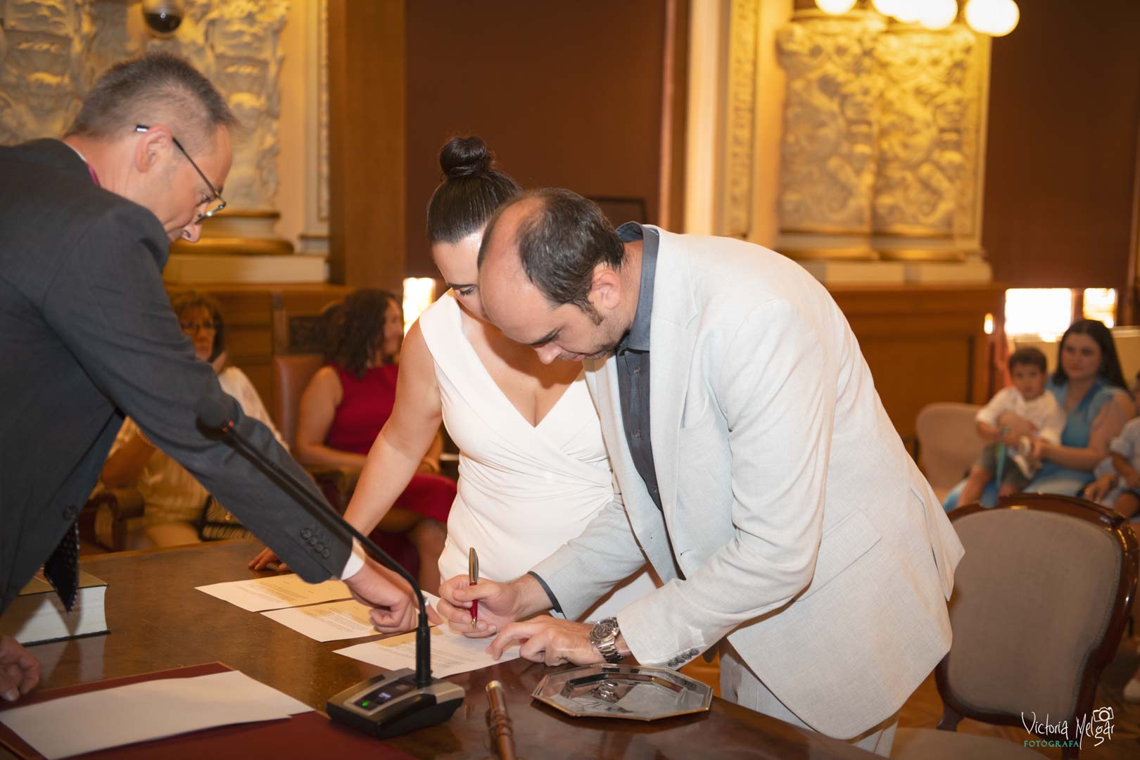 Silvia y Samuel Boda victoria melgar reportajes de boda en Valladolid