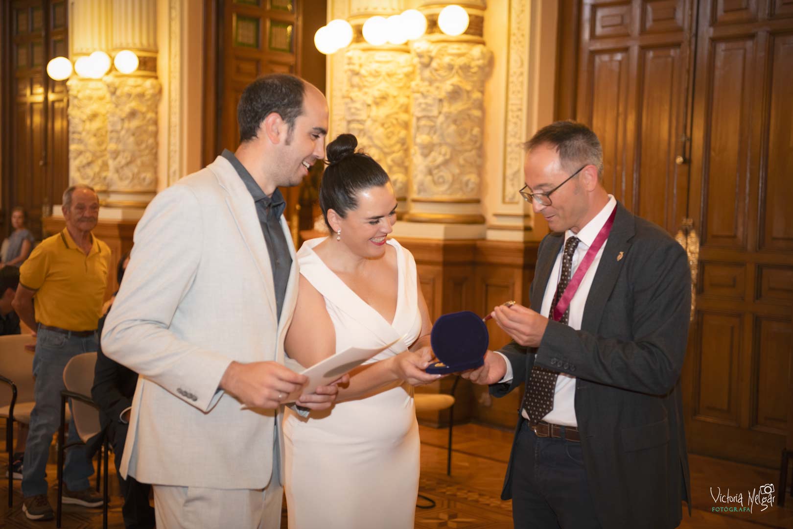 Silvia y Samuel Boda victoria melgar reportajes de boda en Valladolid